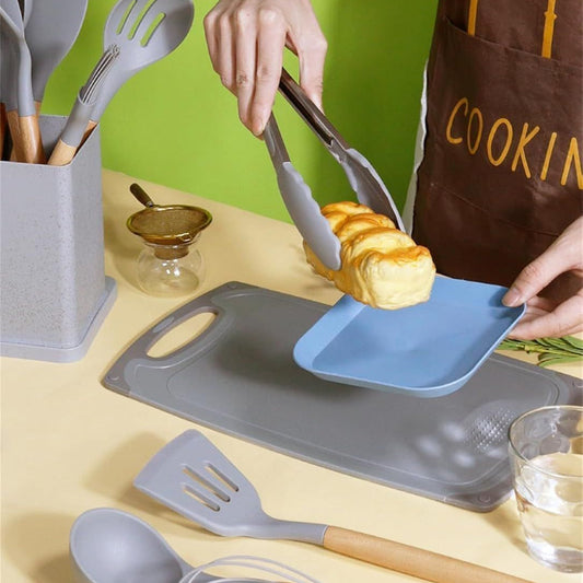 KITCHEN UTENSILS 19 PC